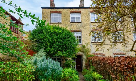 Cotswold Charmer