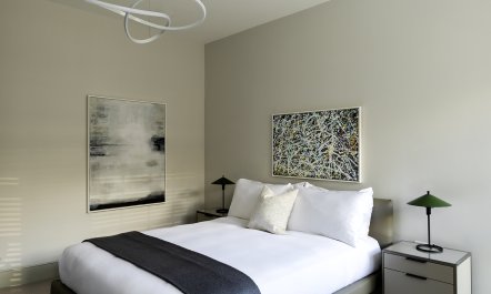 Bentinck Platinum Suite I 8