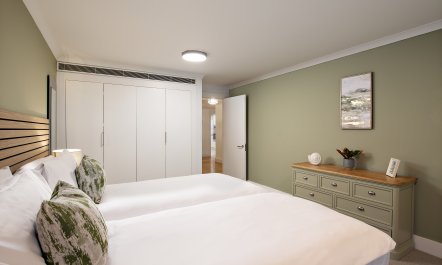 Kensington Hideout 7