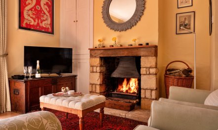 Cosy Cotswolds 2