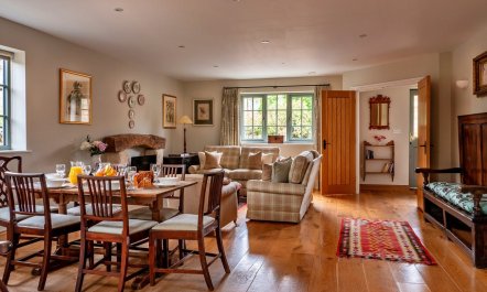 The Paloma Cottage 4