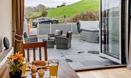 1 Bed in Aberaeron 5