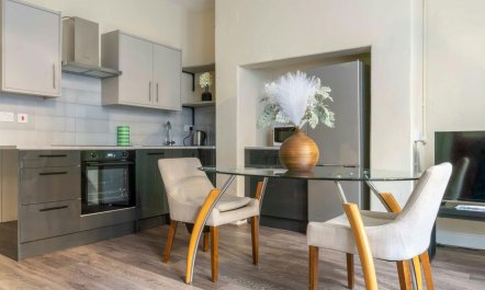 Knightsbridge Grace 1