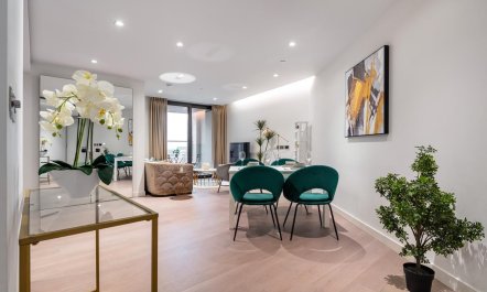 Regent's Paradise 4