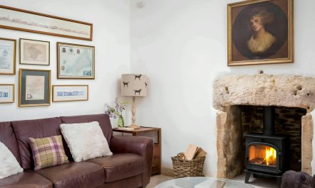 The Castellated Cottage 3