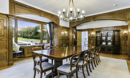Surrey Hills Manor 8