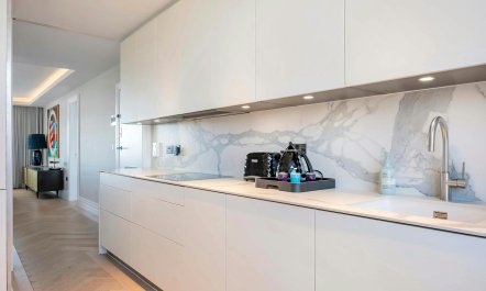 The Regent's Jewel 5