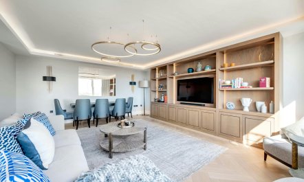 The Regent's Jewel 1