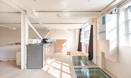 The Gladstone Studio 3