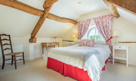 A Tale of the Cotswolds 6