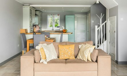 English Country Comfort 2