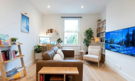 The Kingston Retreat 1