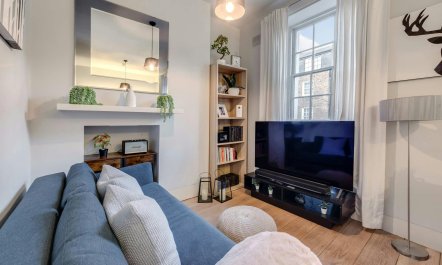 Fitzrovia Hideaway 2