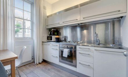 Fitzrovia Hideaway 2