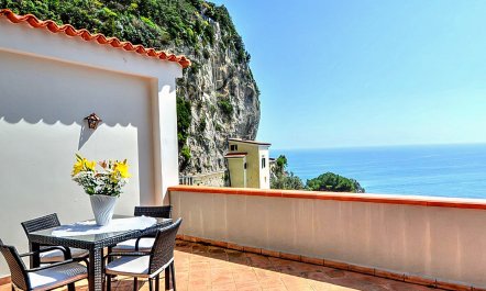 The Magic of Amalfi 7