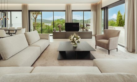 Champagne-Flavoured 7