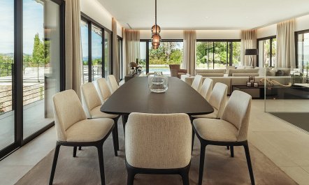 Champagne-Flavoured 1