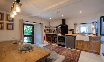 1 Bed in Tavistock 9