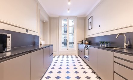 The Jewel of Paris 7