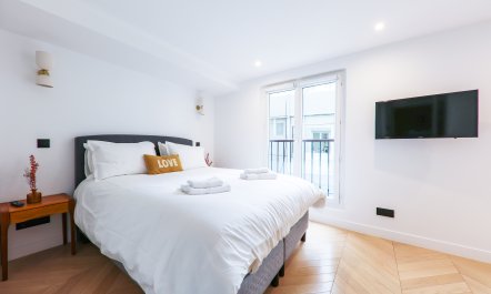 Madeleine Magnolia 8