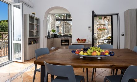 The Amalfi Coast Retreat 1