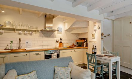 2 Bed in Kingsbridge 5