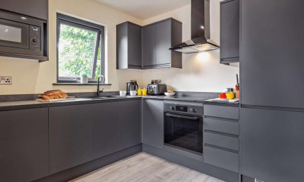 1 Bed in Conwy 1