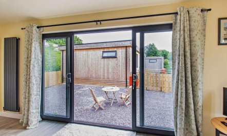 1 Bed in Conwy 1