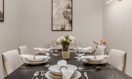 The Royal Suites 2