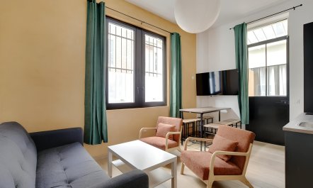 Parisian Courtyard 3