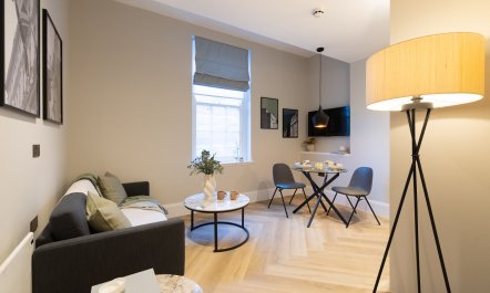 London Modern 2