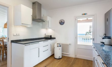 A Sign of Sunshine 7