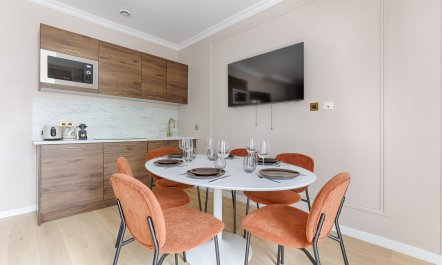 L'Appartement Rouge 1