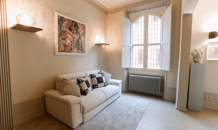 L'Eleganza di Via della Spada 4