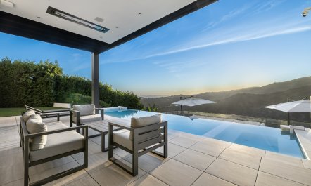 The Edge of Heaven 4