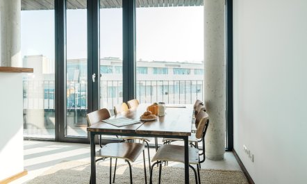 The Livin' Is Easy 5