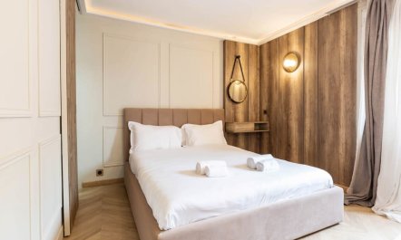 Coffee & Croissant 1