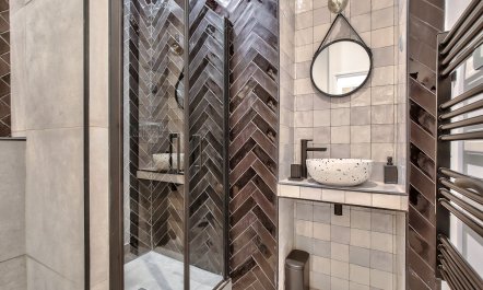 Terracotta & Black 7