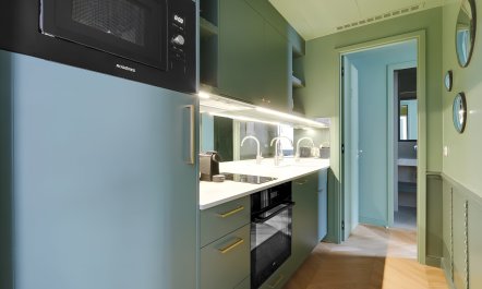 Sophisticated City 8