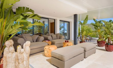 On the Blue Horizon 6