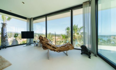 The Balearic Breeze 4