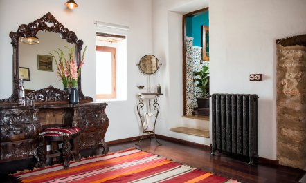 The Palm Tree Breeze 8