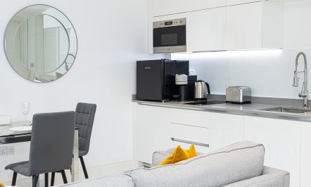 Oxford Street Delight 4