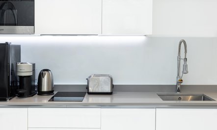 Oxford Street Delight 6