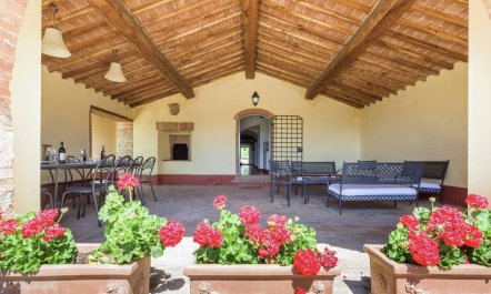 Farmhouse Serenity 4