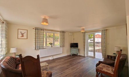 3 Bed in Godshill 2