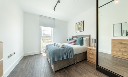 The Golden Embrace 7