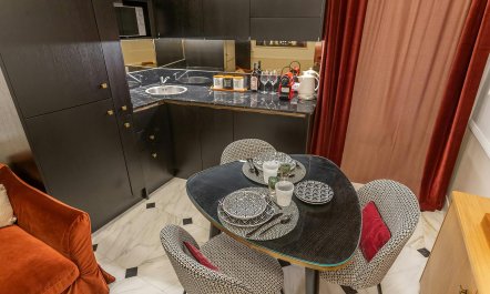 Roman Contemporary 3