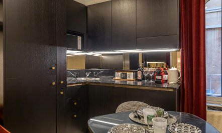 Roman Contemporary 4