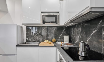 Trocadéro Retreat 6